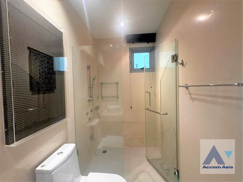 14  3 br Condominium For Sale in Sukhumvit ,Bangkok BTS Phrom Phong at The Madison AA46606