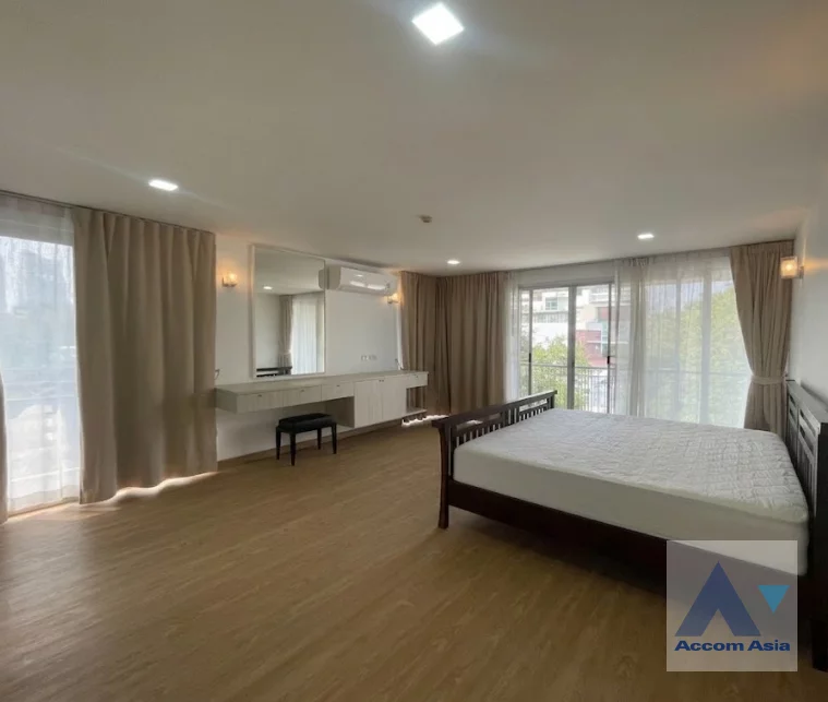 5  3 br Apartment For Rent in Sukhumvit ,Bangkok BTS Thong Lo at Modern spacious residence AA46608