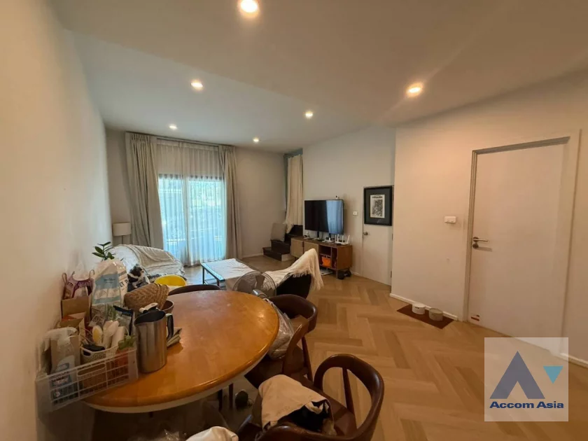 4  3 br Townhouse For Sale in Latkrabang ,Bangkok  at PLEX Onnut - Wongwaen  AA46610