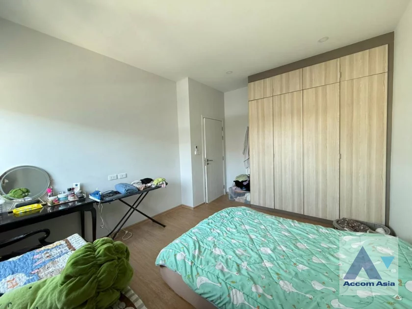 12  3 br Townhouse For Sale in Latkrabang ,Bangkok  at PLEX Onnut - Wongwaen  AA46610