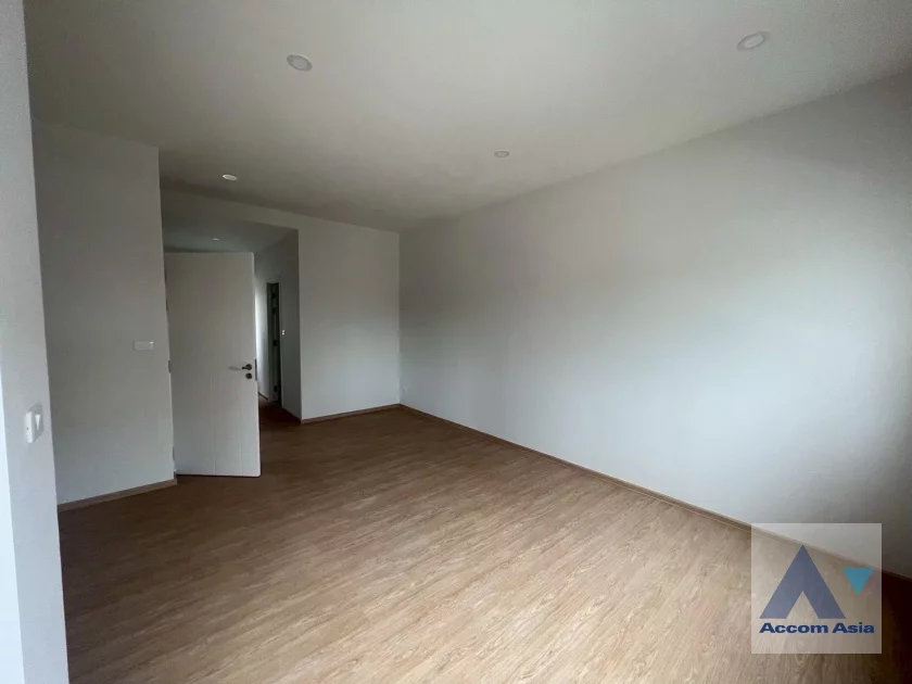 10  3 br Townhouse for rent and sale in Latkrabang ,Bangkok  at PLEX Onnut - Wongwaen  AA46610