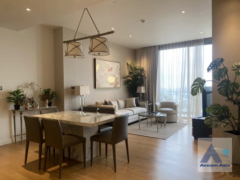 unit 3 Bedrooms  Condominium For Rent in Charoen Nakhon, Bangkok  near BTS Krung Thon Buri (AA46615)