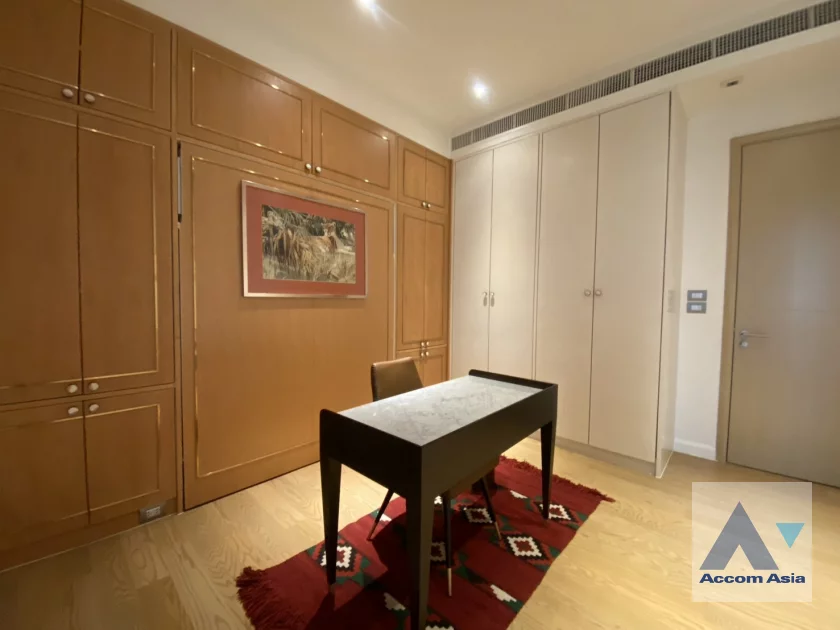 16  3 br Condominium For Rent in Charoen Nakhon ,Bangkok BTS Krung Thon Buri at Magnolias Waterfront Residences AA46615