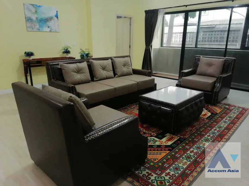 unitNewly renovated, Fully Furnished |  2 Bedrooms  Condominium For Rent & Sale in Sukhumvit, Bangkok  (AA46617)