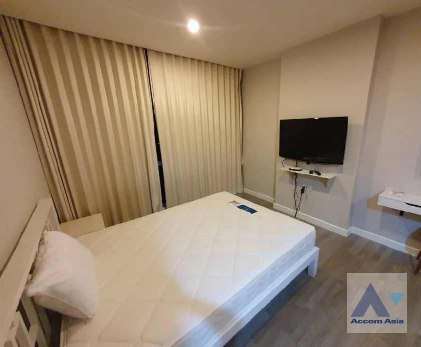 6  1 br Condominium for rent and sale in Silom ,Bangkok BTS Asok - MRT Sukhumvit at The Room Sathorn Pan Road AA46618