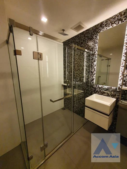 8  1 br Condominium for rent and sale in Silom ,Bangkok BTS Asok - MRT Sukhumvit at The Room Sathorn Pan Road AA46618