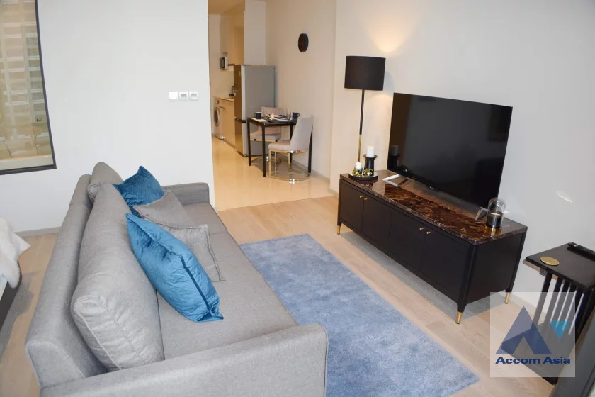 unit 1 Bedroom  Condominium For Rent in Silom, Bangkok  near MRT Sukhumvit - BTS Asok (AA46623)