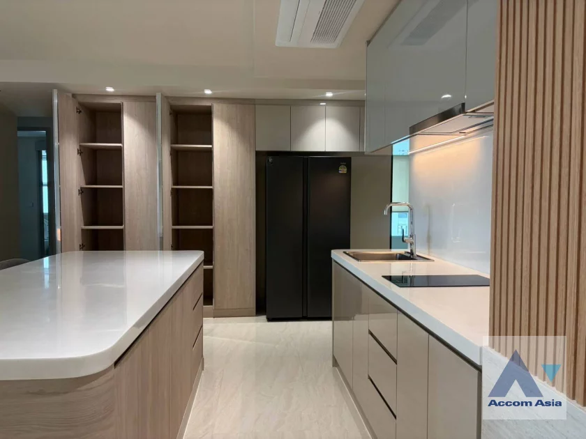8  3 br Apartment for rent and sale in Sukhumvit ,Bangkok BTS Asok - MRT Sukhumvit at Serviced Apartment with Park view AA46624