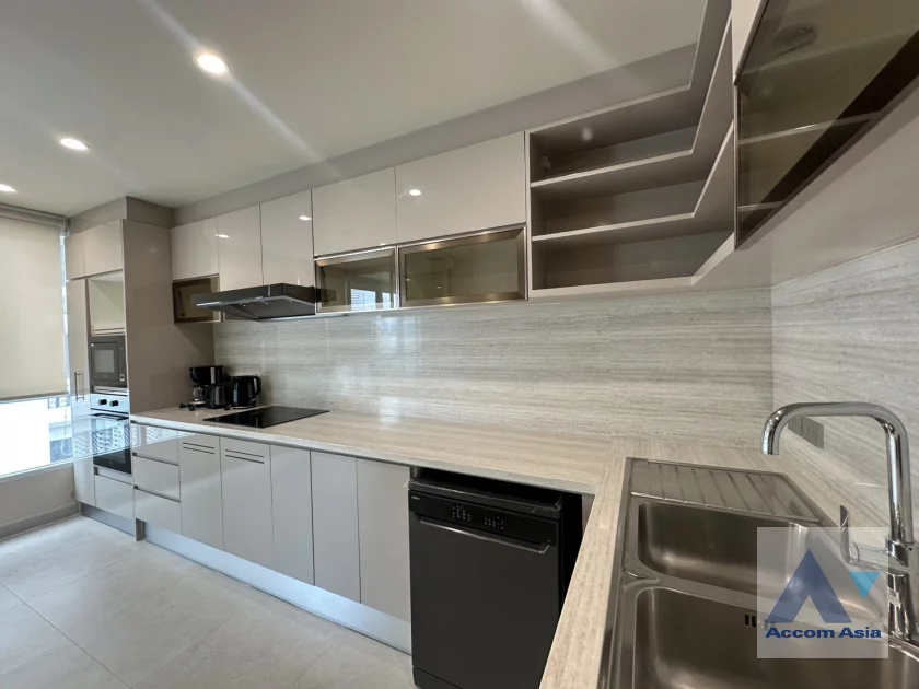 10  3 br Apartment for rent and sale in Sukhumvit ,Bangkok BTS Asok - MRT Sukhumvit at Serviced Apartment with Park view AA46624