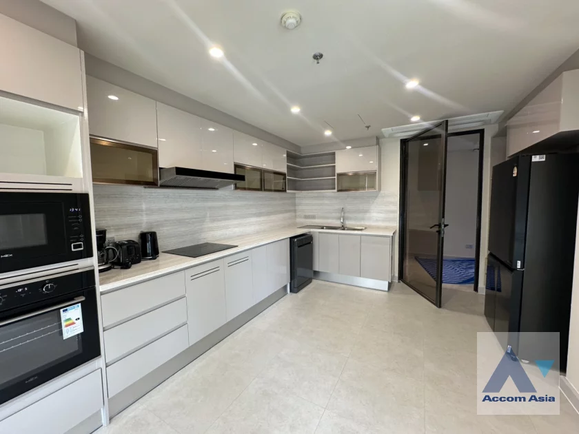 6  3 br Apartment for rent and sale in Sukhumvit ,Bangkok BTS Asok - MRT Sukhumvit at Serviced Apartment with Park view AA46624