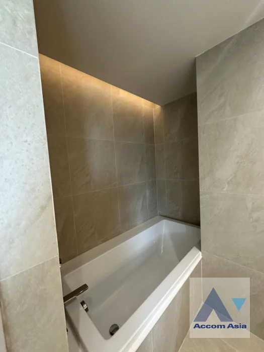 27  3 br Apartment for rent and sale in Sukhumvit ,Bangkok BTS Asok - MRT Sukhumvit at Serviced Apartment with Park view AA46624