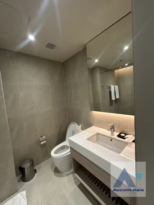 25  3 br Apartment for rent and sale in Sukhumvit ,Bangkok BTS Asok - MRT Sukhumvit at Serviced Apartment with Park view AA46624