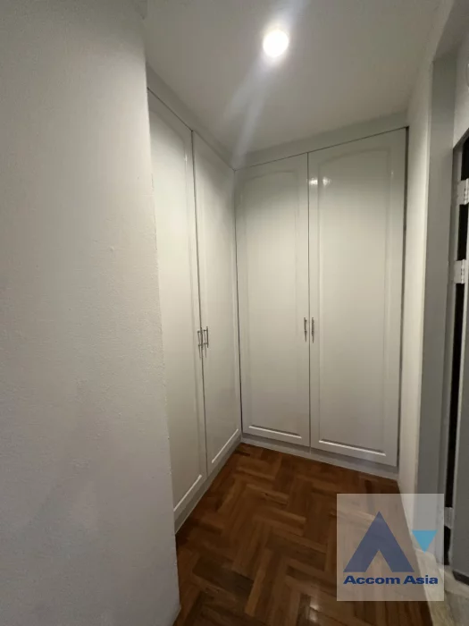 9  3 br Apartment For Rent in Silom ,Bangkok BTS Chong Nonsi at Simply Life AA46632