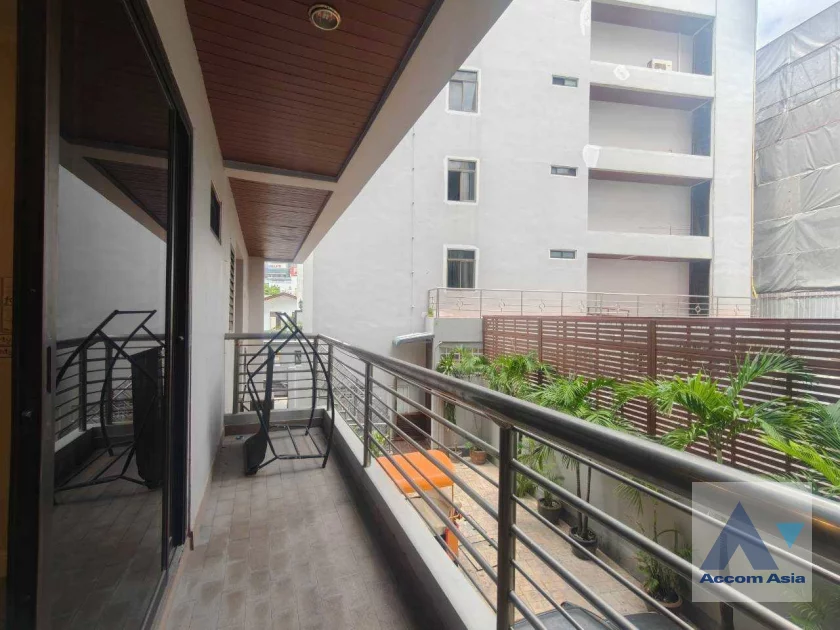  1  2 br Apartment for rent and sale in Sukhumvit ,Bangkok BTS Phrom Phong at Luxury fully serviced AA46633
