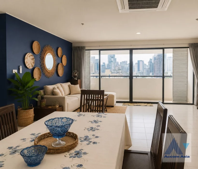 unit 3 Bedrooms  Condominium For Rent in Sukhumvit, Bangkok  near MRT Phetchaburi (AA46635)