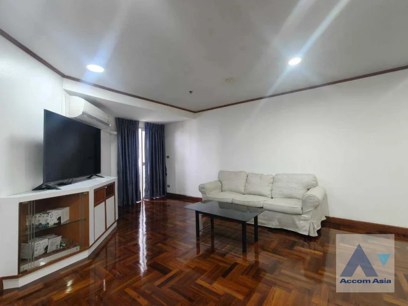 unit 2 Bedrooms  Condominium For Rent in Ploenchit, Bangkok  near BTS Ploenchit (AA46636)