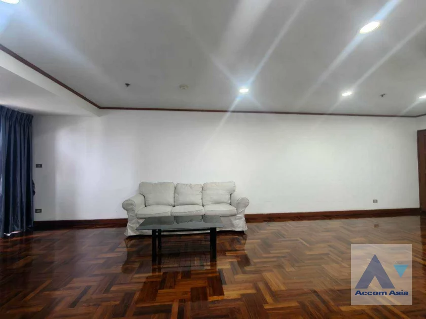 unit 2 Bedrooms  Condominium For Rent in Ploenchit, Bangkok  near BTS Ploenchit (AA46636)