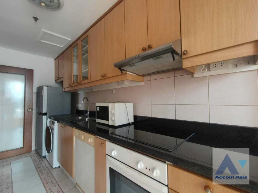 5  2 br Condominium For Rent in Ploenchit ,Bangkok BTS Chitlom at Baan Na Varang AA46638