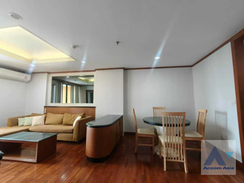 unit 2 Bedrooms  Condominium For Rent in Ploenchit, Bangkok  near BTS Chitlom (AA46638)