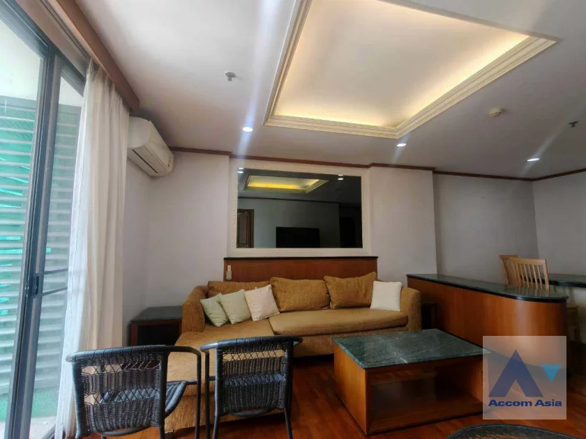  1  2 br Condominium For Rent in Ploenchit ,Bangkok BTS Chitlom at Baan Na Varang AA46638