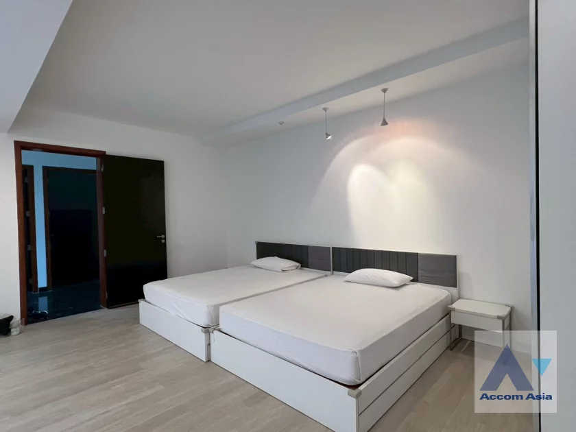38  4 br House for rent and sale in  ,Nonthaburi  at Nichada Park AA46641