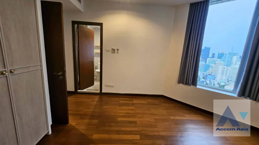 15  3 br Condominium For Rent in Ploenchit ,Bangkok BTS Ploenchit at All Seasons Mansion AA46645