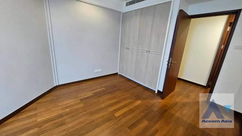 14  3 br Condominium For Rent in Ploenchit ,Bangkok BTS Ploenchit at All Seasons Mansion AA46645