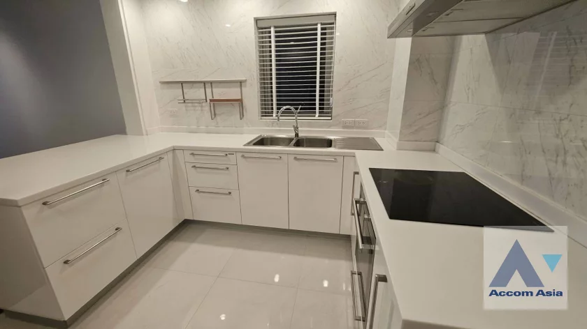 7  3 br Condominium For Rent in Ploenchit ,Bangkok BTS Ploenchit at All Seasons Mansion AA46645