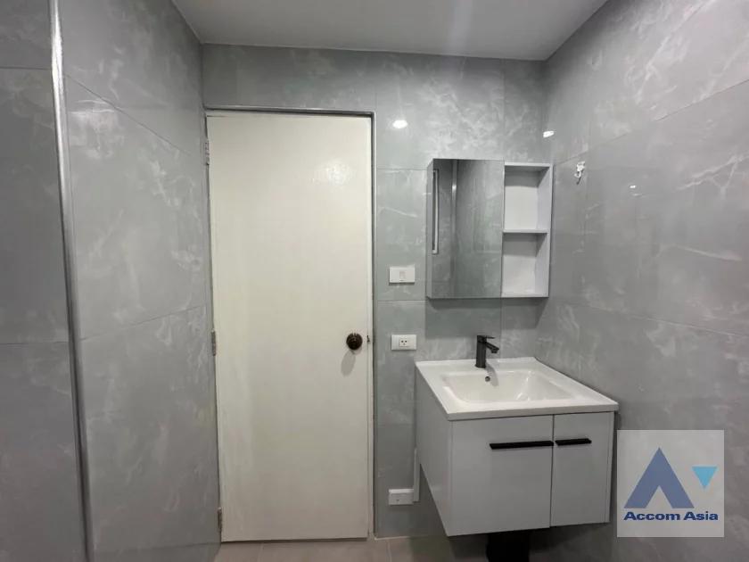 21  3 br Condominium For Rent in Sukhumvit ,Bangkok BTS Nana at The Heritage AA46646