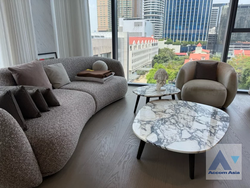 unitLuxury, Fully Furnished, Pet friendly |  1 Bedroom  Condominium For Rent & Sale in Ploenchit, Bangkok  near BTS Chitlom (AA46651)