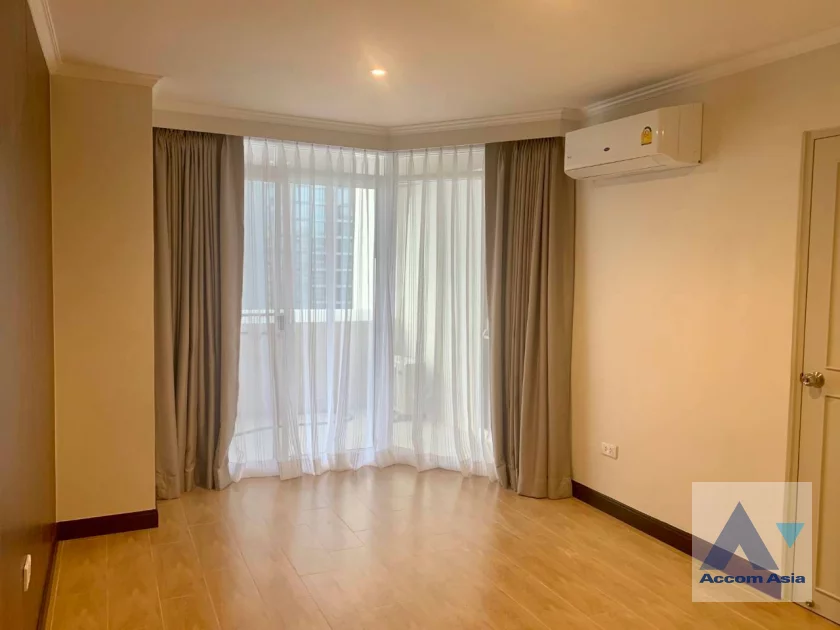 7  3 br Condominium for rent and sale in Sukhumvit ,Bangkok BTS Nana at Newton Tower AA46659