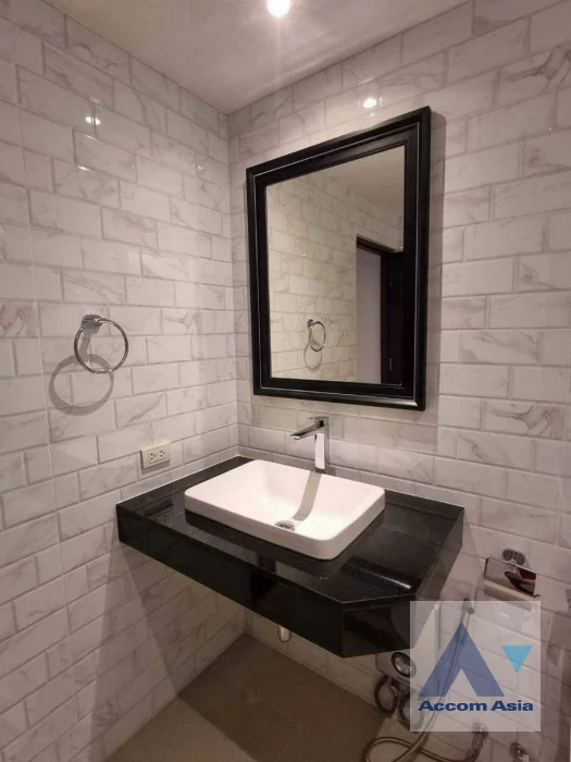 17  3 br Condominium for rent and sale in Sukhumvit ,Bangkok BTS Nana at Newton Tower AA46659