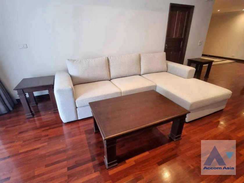 unit 3 Bedrooms  Condominium For Rent & Sale in Sukhumvit, Bangkok  near BTS Nana (AA46659)