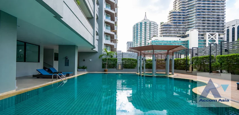 unitPet friendly |  3 Bedrooms  Apartment For Rent in Sukhumvit, Bangkok  near BTS Nana (AA46676)