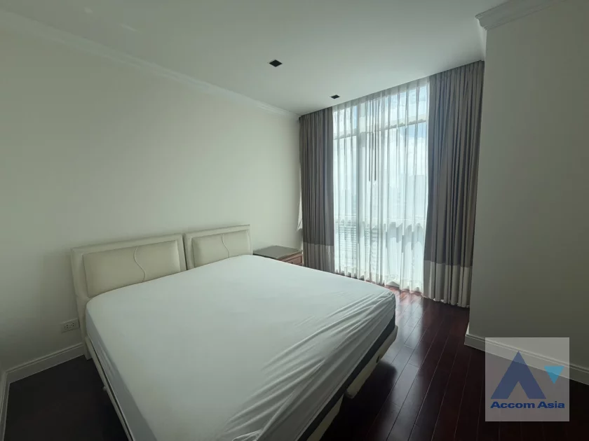 8  3 br Condominium For Rent in Ploenchit ,Bangkok BTS Ploenchit at Athenee Residence AA46680