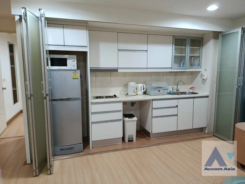 unit 1 Bedroom  Condominium For Rent in Silom, Bangkok  near MRT Sam Yan (AA46682)
