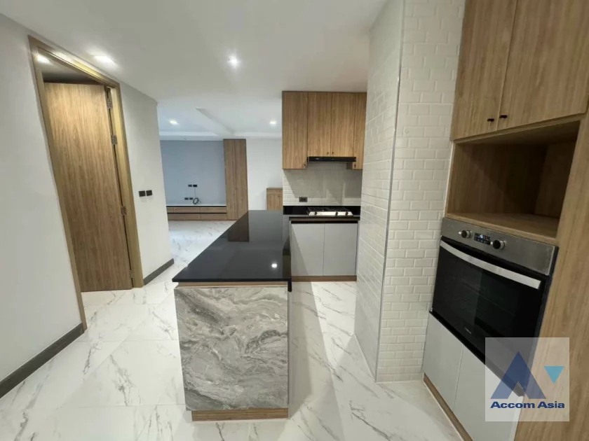 8  2 br Apartment for rent and sale in Sukhumvit ,Bangkok BTS Nana - MRT Sukhumvit at Private Environment Space AA46685