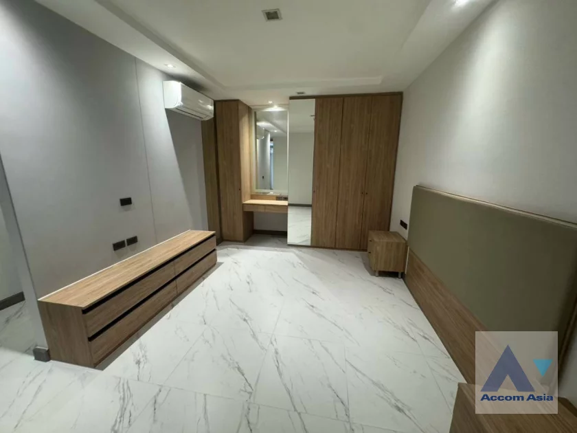11  2 br Apartment for rent and sale in Sukhumvit ,Bangkok BTS Nana - MRT Sukhumvit at Private Environment Space AA46685