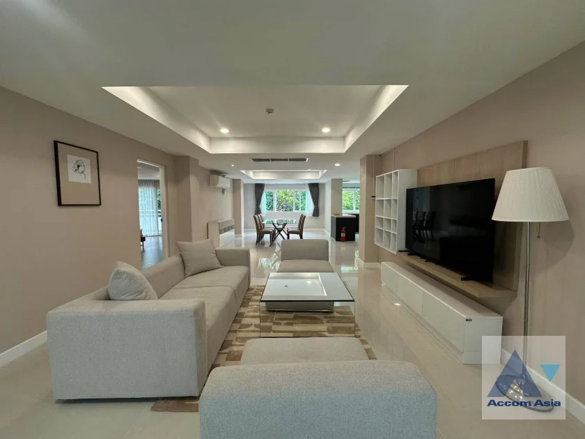 unit 2 Bedrooms  Condominium For Rent & Sale in Ploenchit, Bangkok  near BTS Chitlom (AA46687)