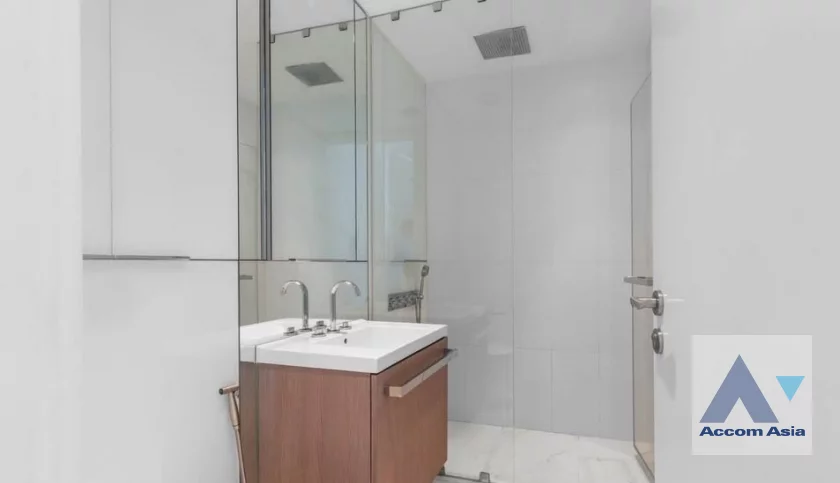 13  2 br Condominium for rent and sale in Ploenchit ,Bangkok MRT Silom - BTS Ratchadamri at 185 Rajadamri AA46690