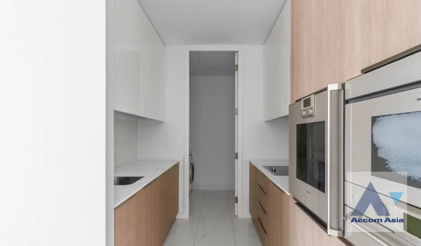 4  2 br Condominium for rent and sale in Ploenchit ,Bangkok MRT Silom - BTS Ratchadamri at 185 Rajadamri AA46690