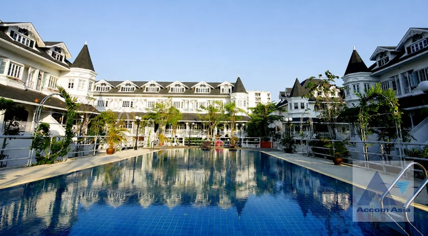  Fantasia Villa 2 Townhouse  4 Bedroom for Sale & Rent BTS Bearing in Bangna Bangkok