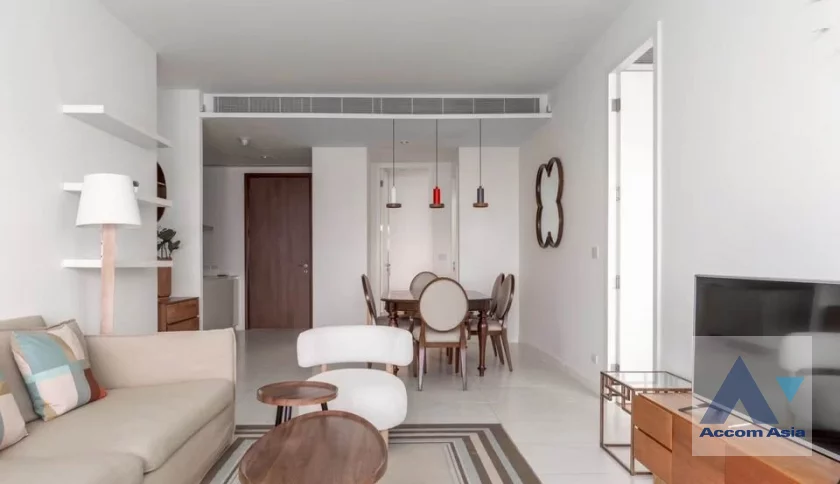 unit 2 Bedrooms  Condominium For Rent in Ploenchit, Bangkok  near MRT Silom - BTS Ratchadamri (AA46693)