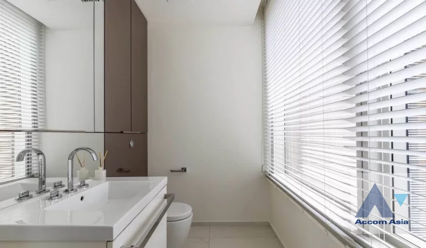 13  2 br Condominium For Rent in Ploenchit ,Bangkok MRT Silom - BTS Ratchadamri at 185 Rajadamri AA46693