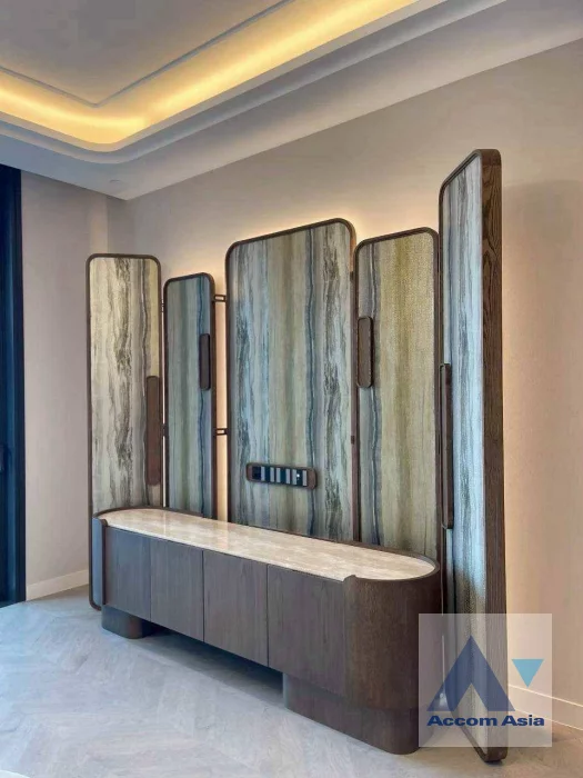 4  2 br Condominium For Rent in Ploenchit ,Bangkok MRT Lumphini at ONE89 wireless AA46695