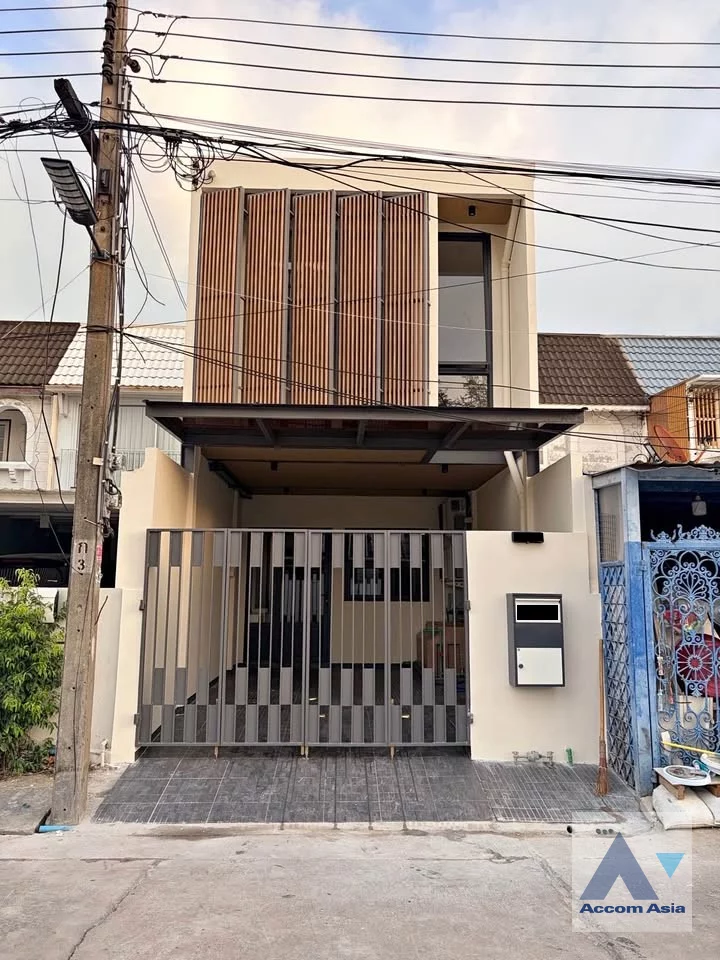  2  3 br Townhouse for rent and sale in Sukhumvit ,Bangkok BTS Phra khanong at Moo Baan Klongtan Nivet AA46697