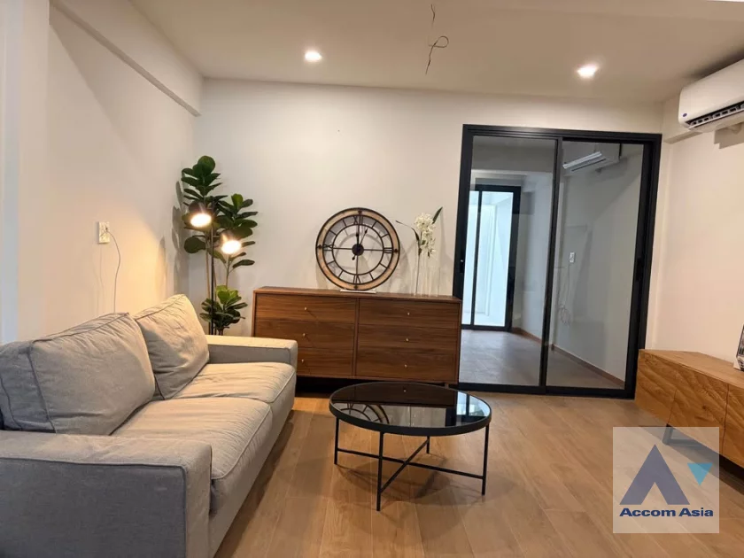  1  3 br Townhouse for rent and sale in Sukhumvit ,Bangkok BTS Phra khanong at Moo Baan Klongtan Nivet AA46697