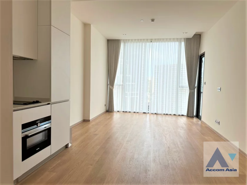 Top floor |  The Strand Thonglor Condominium  1 Bedroom for Rent BTS Thong Lo in Sukhumvit Bangkok