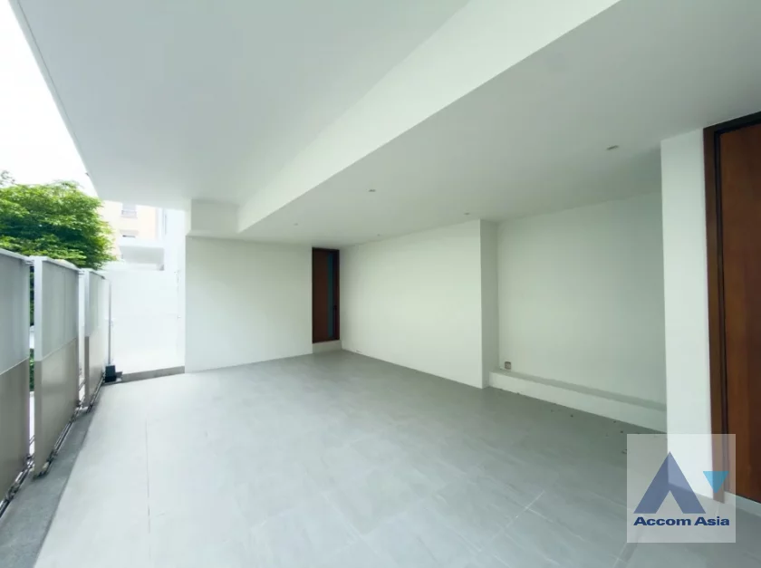 18  4 br House for rent and sale in Lat Phrao ,Bangkok  at NOBLE TERRA RAMA 9 – EKAMAI AA46702