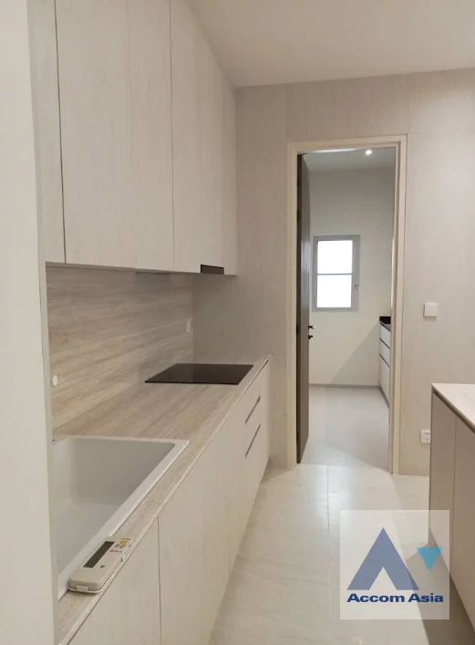 5  4 br House for rent and sale in Lat Phrao ,Bangkok  at NOBLE TERRA RAMA 9 – EKAMAI AA46702